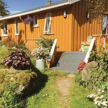 Holiday home Awesome In With Jacuzzi *